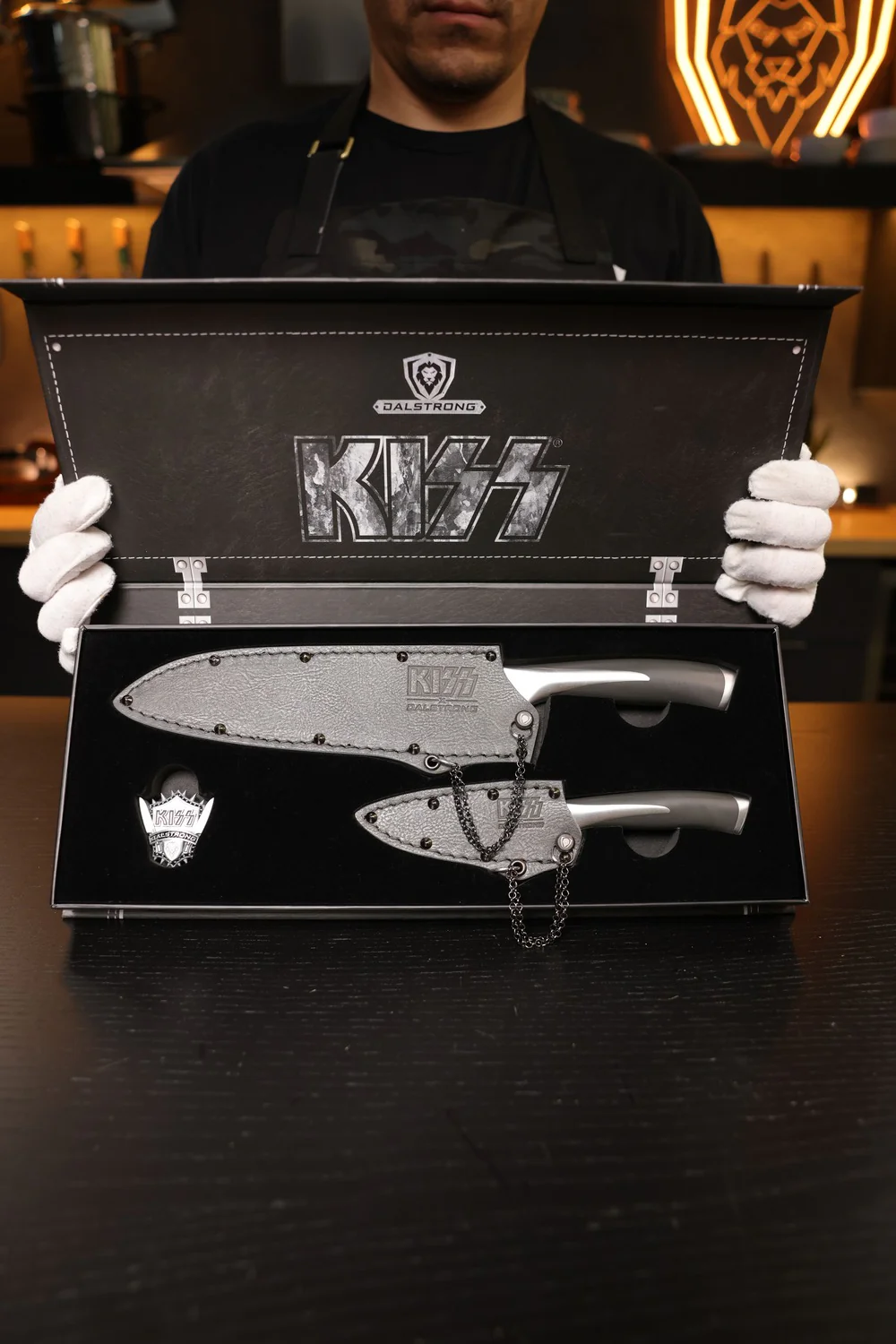 2 Piece Set 8” Chef & 3.5” Paring | KISS™ x Dalstrong Collection | Dalstrong © - Image 12