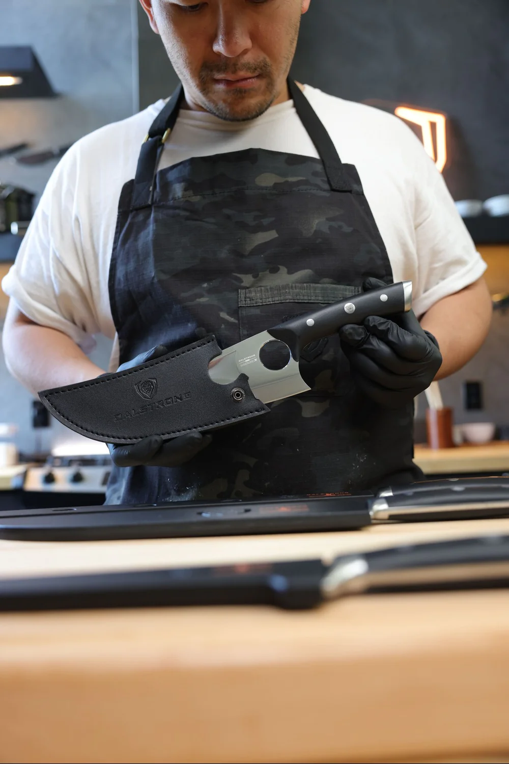 4 Piece Knife Set | Slicing, Boning, Butcher & Venator Knife | Gladiator Series Elite | NSF Certified | Dalstrong © - Image 14