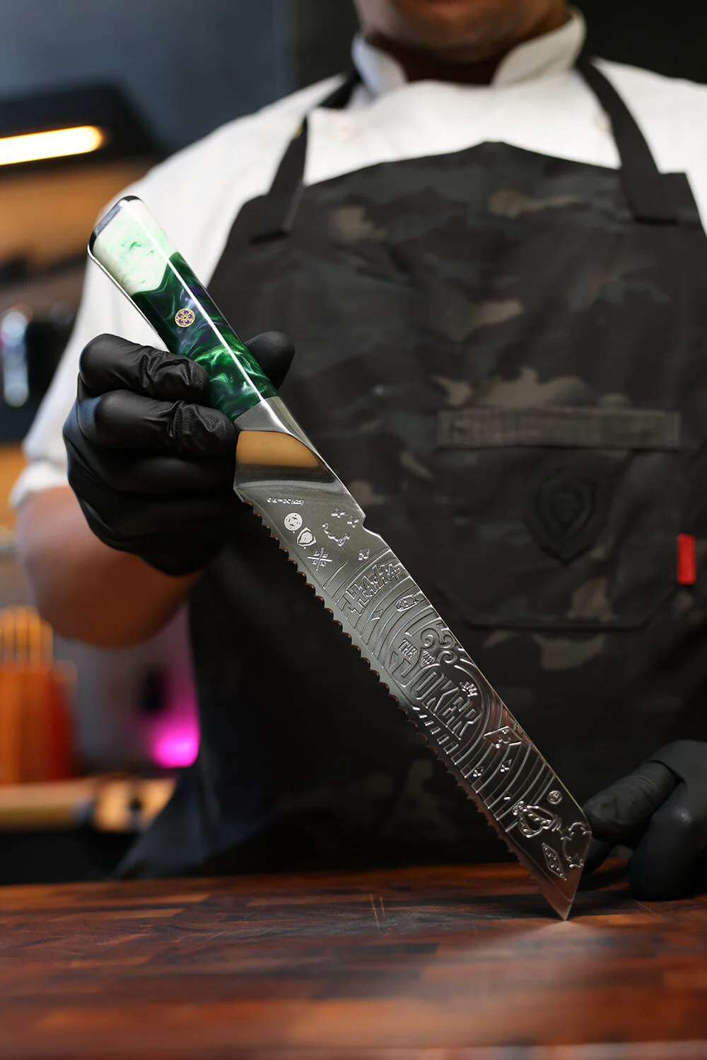 Bread Knife 8" | THE JOKER™ Edition | Dalstrong © - Image 3