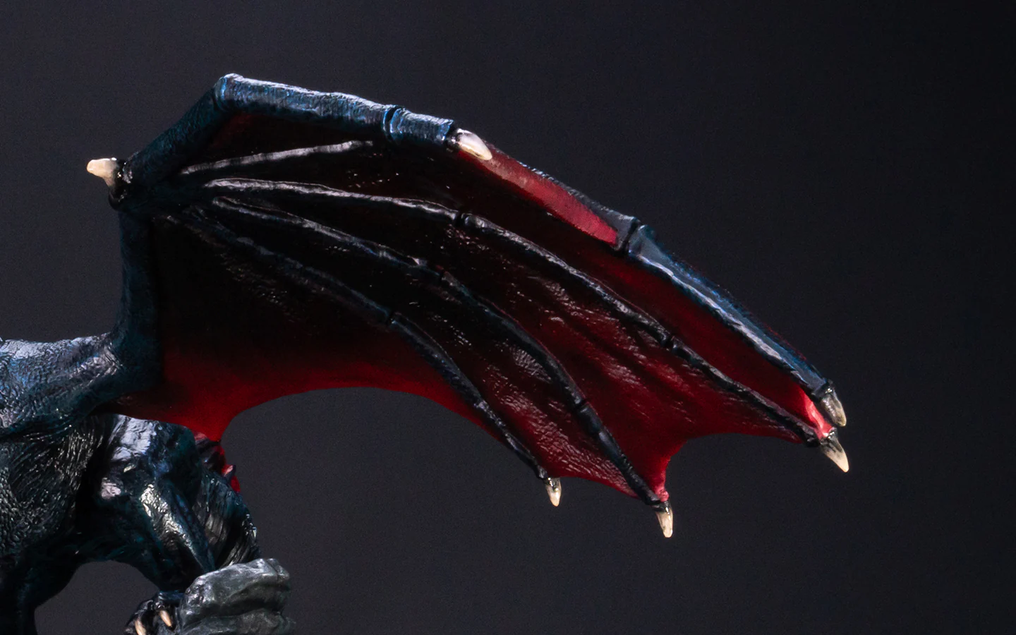 Game of Thrones™ x StudioForge™ | Drogon's Fury™ | 8.5” Collector’s Chef Knife & Sculpted Display Stand - Image 10