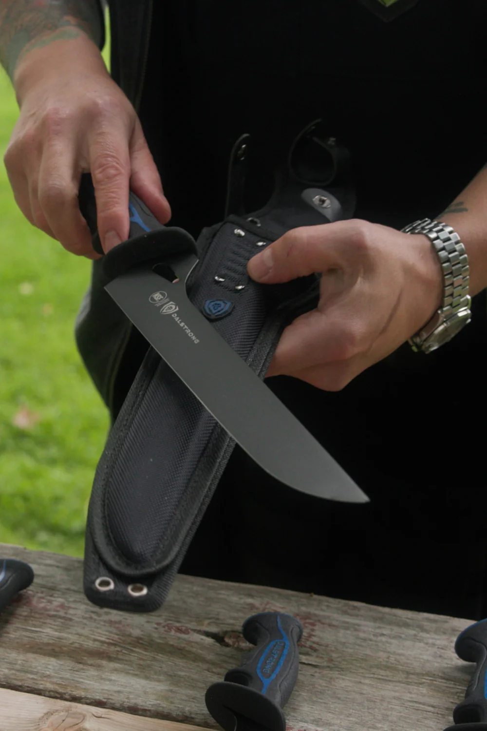 Offset Slicing & Carving Knife 10" | Night Shark Series | NSF Certified | Dalstrong © - Image 3