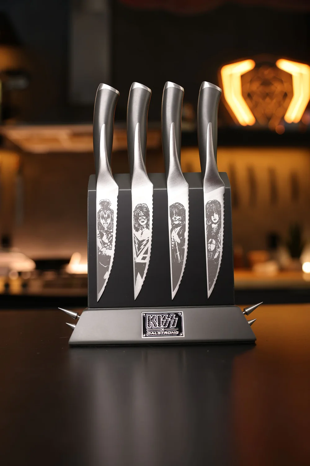 4 Piece Steak Knife Set | KISS™ x Dalstrong Collection | Dalstrong © - Image 8